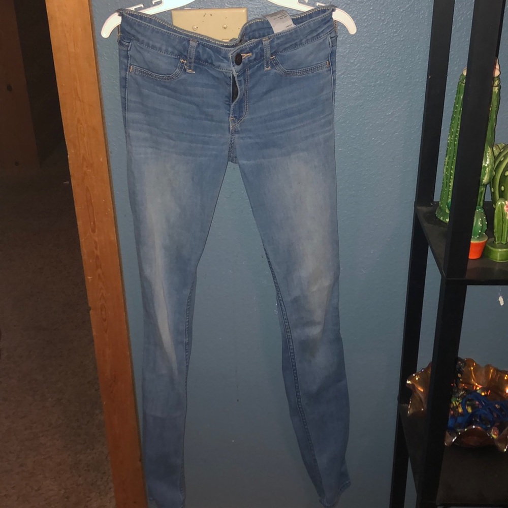 hollister jeans